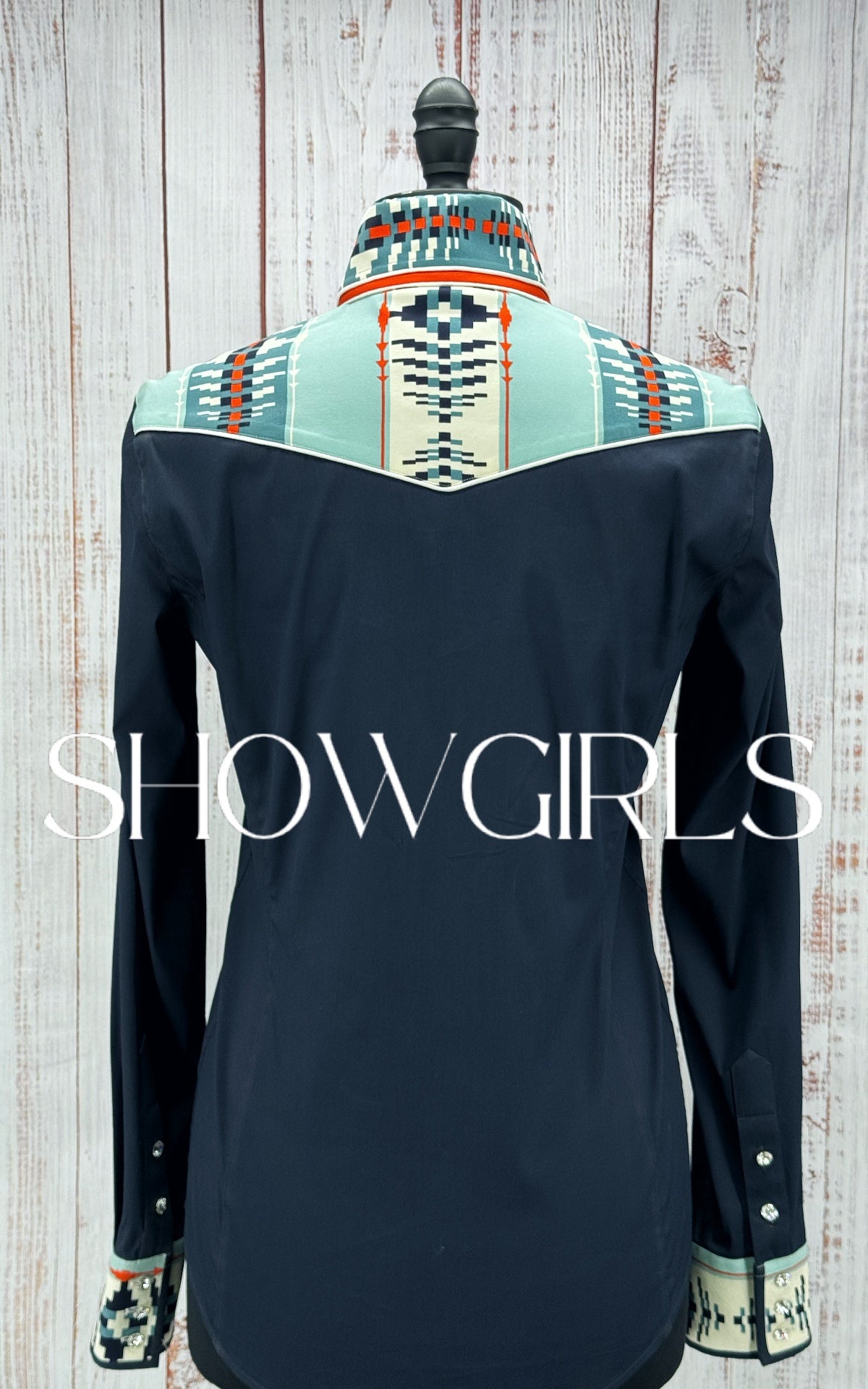 WINNING COUTURE - Size 6