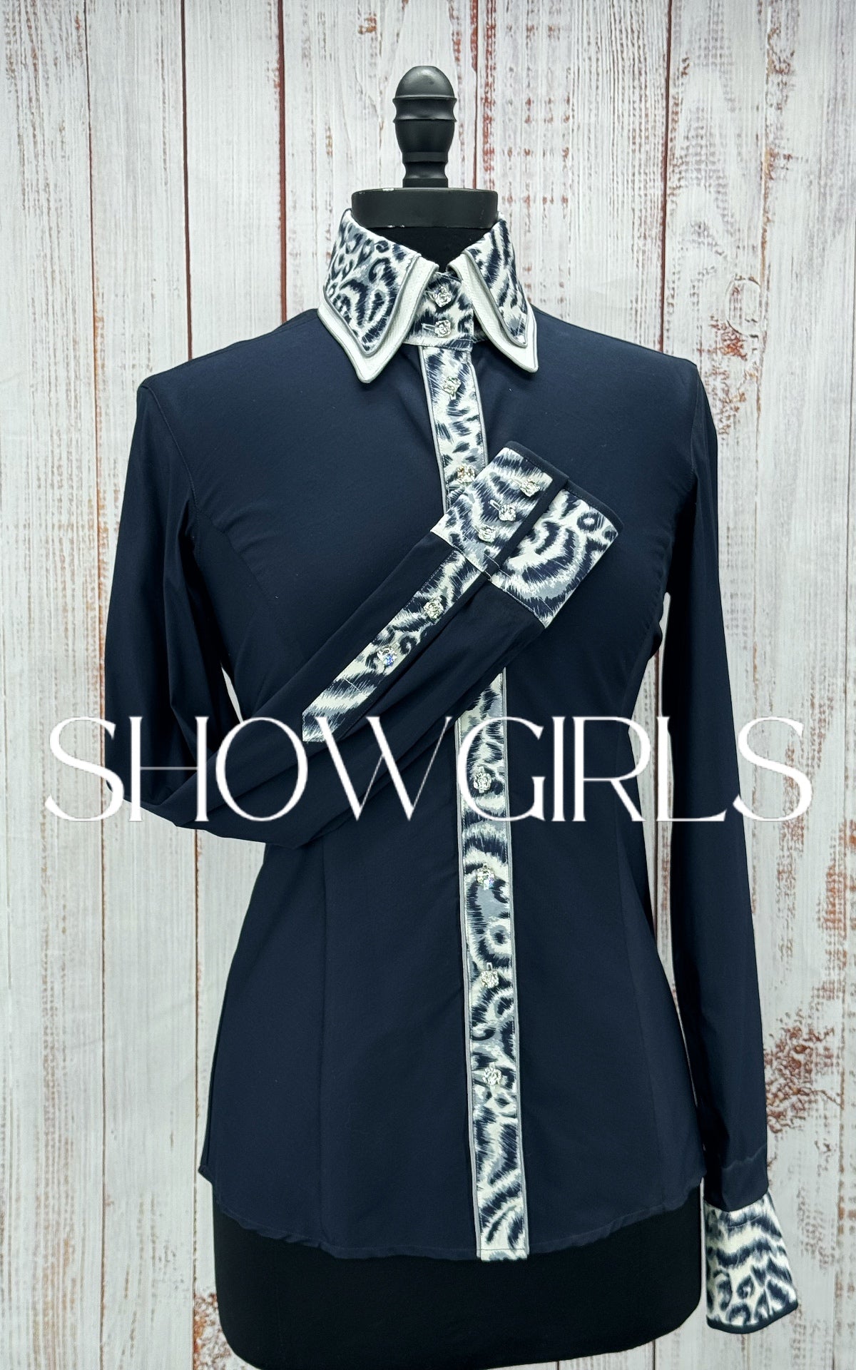 WINNING COUTURE - Size 6