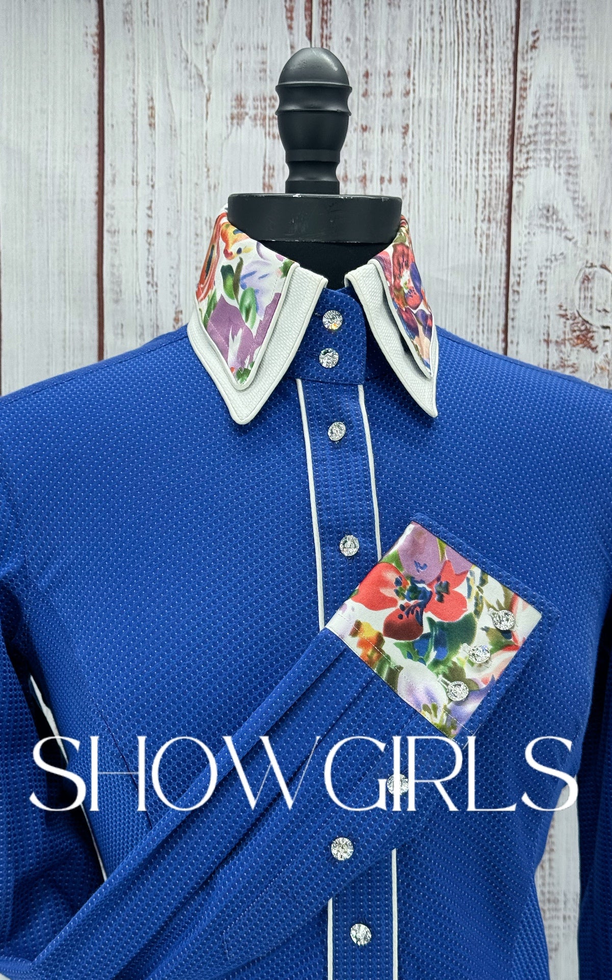 WINNING COUTURE - Size 6