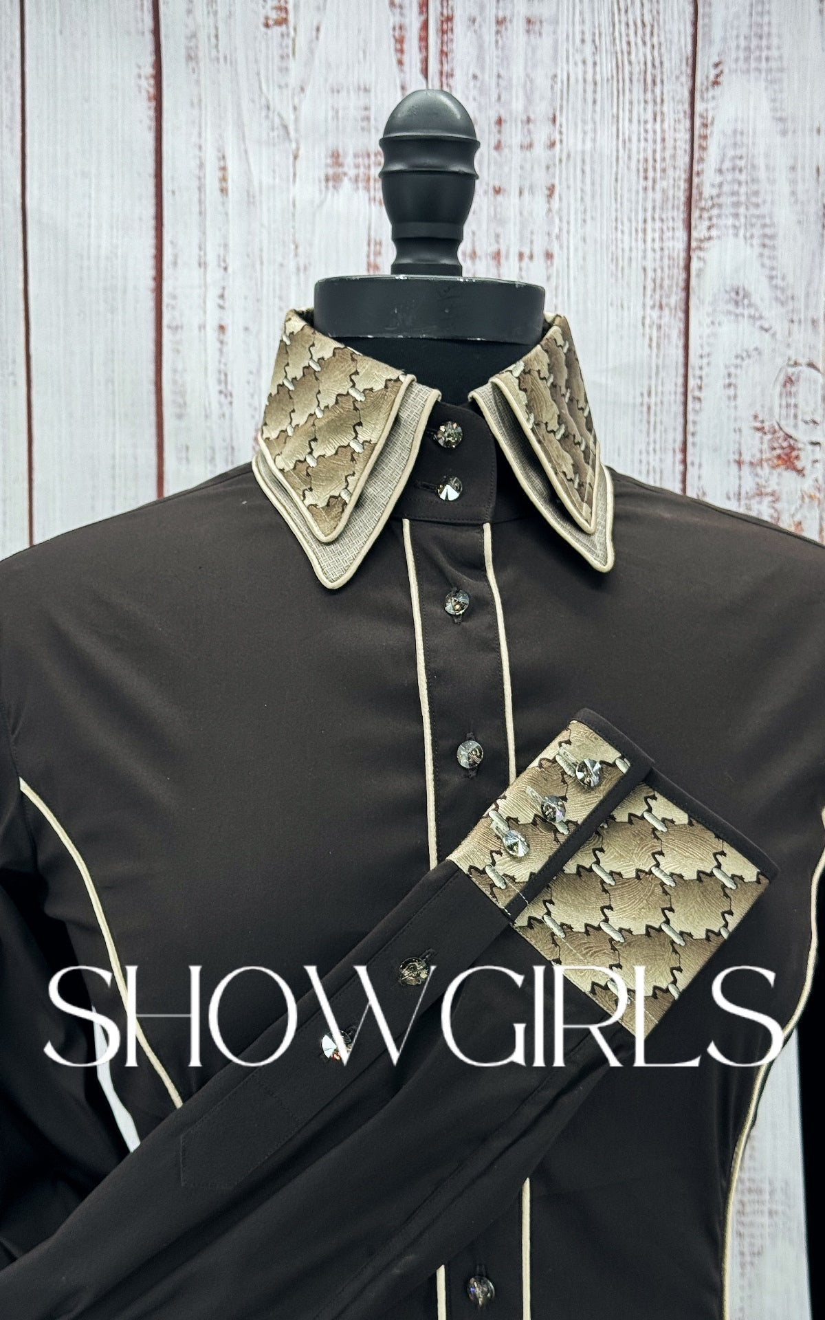 WINNING COUTURE - Size 8