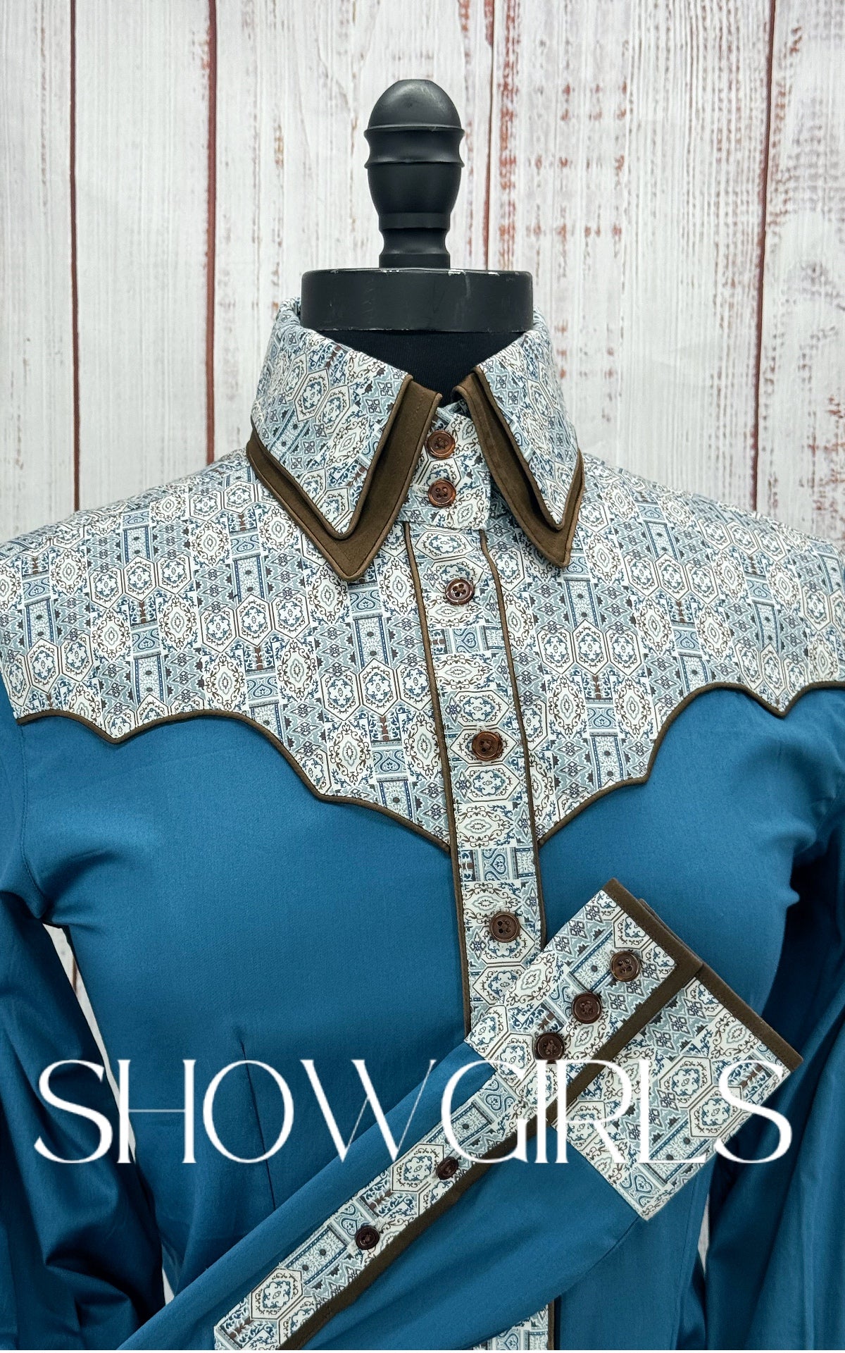 WINNING COUTURE - Size 10