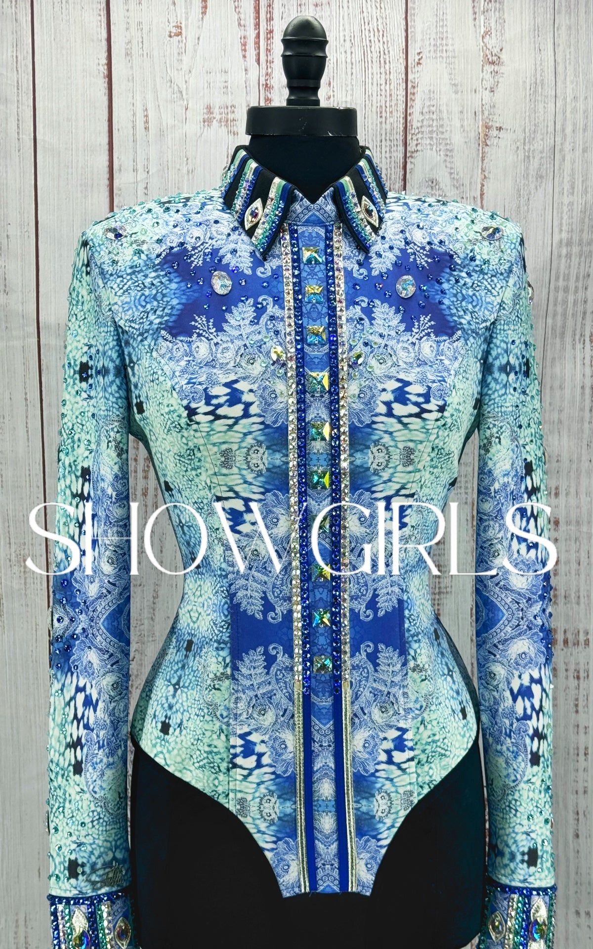 STELLA SHOW CLOTHING