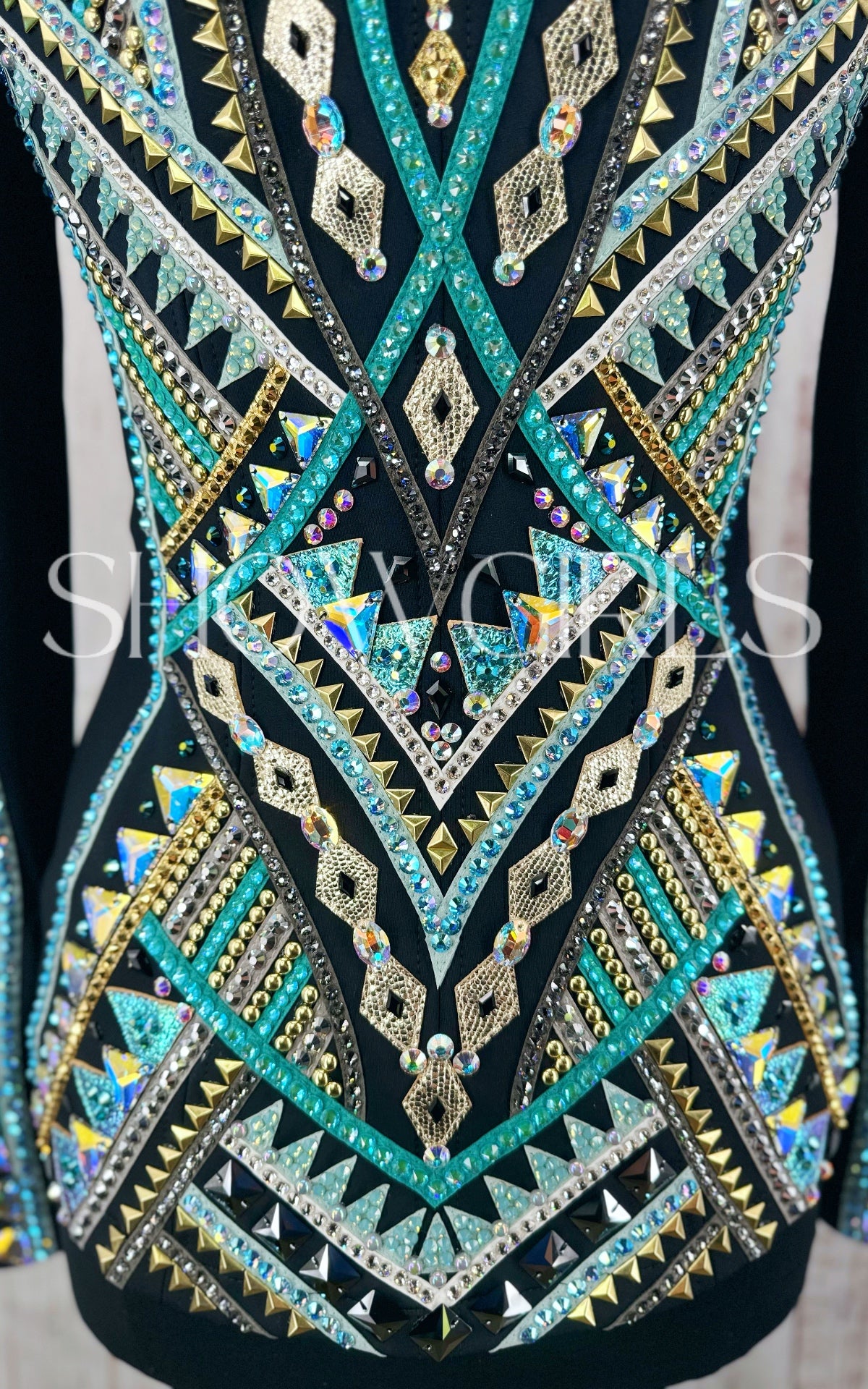 CHELSEA COUTURE SHOW CLOTHING