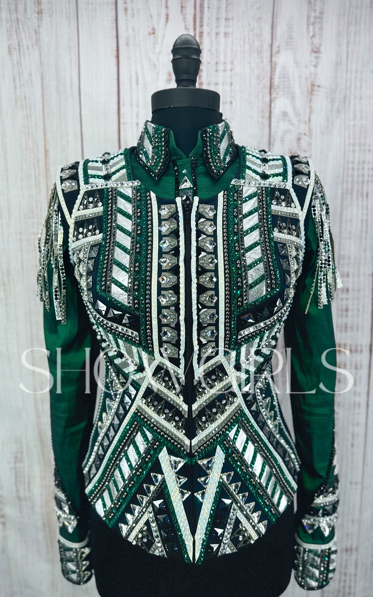 CHELSEA COUTURE SHOW CLOTHING