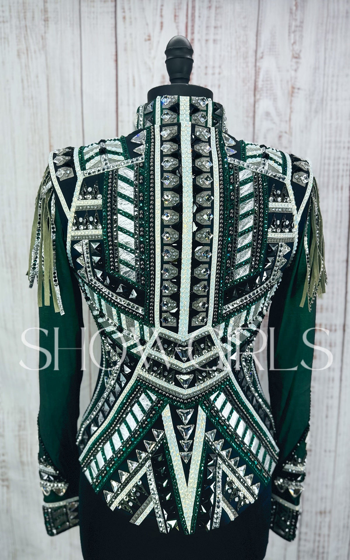CHELSEA COUTURE SHOW CLOTHING