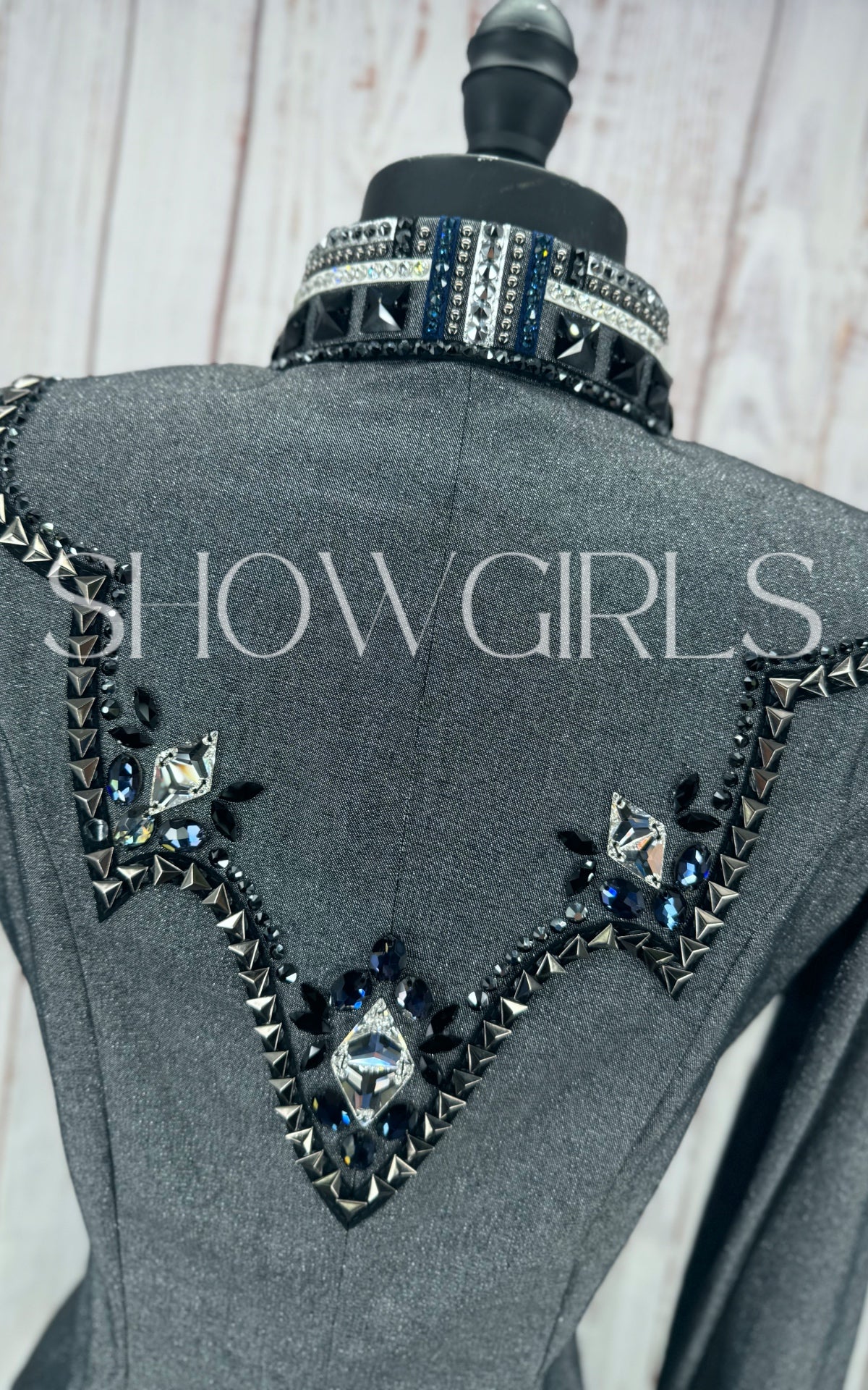 CHELSEA COUTURE SHOW CLOTHING