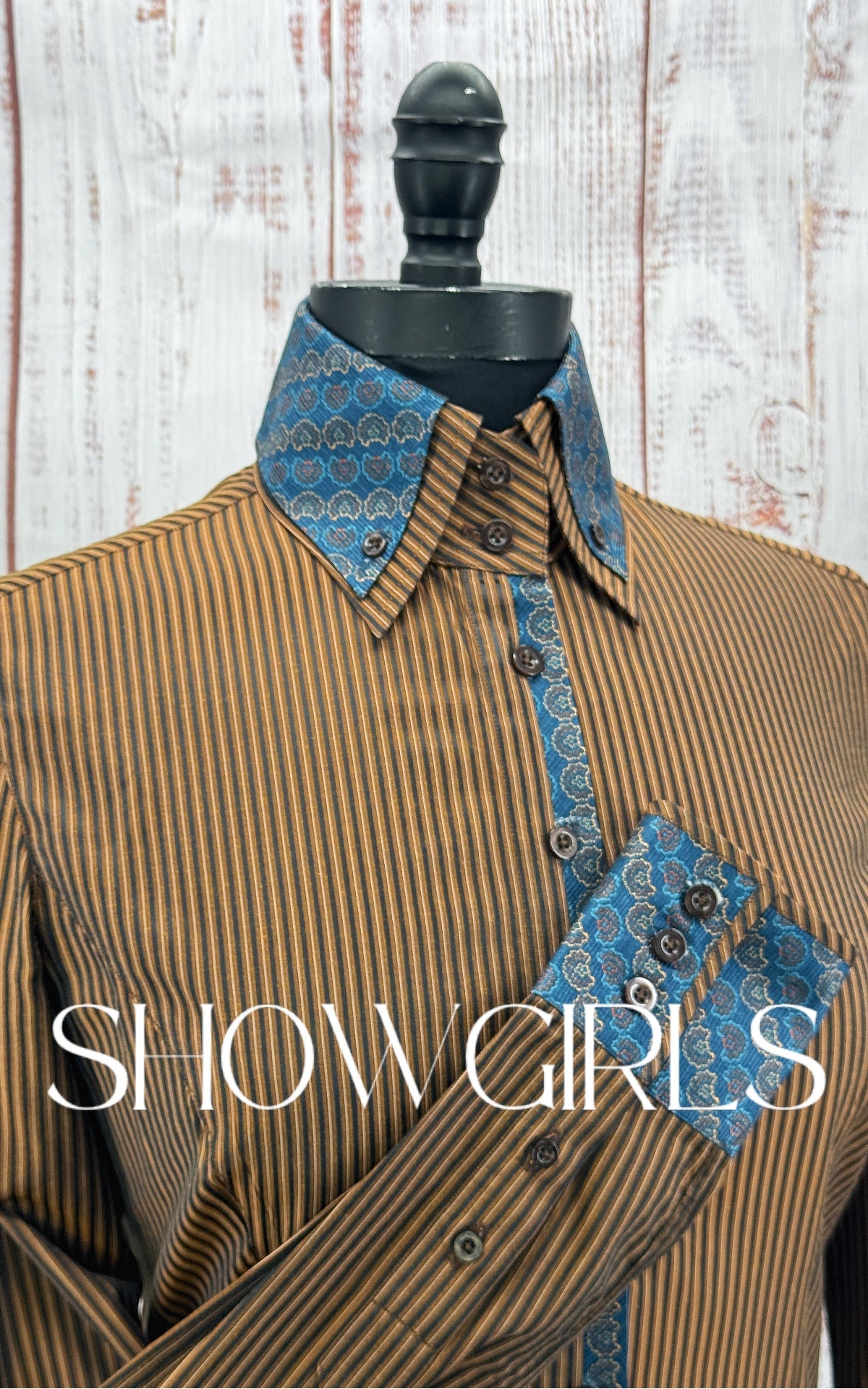 WINNING COUTURE - Size 6 PRE OWNED