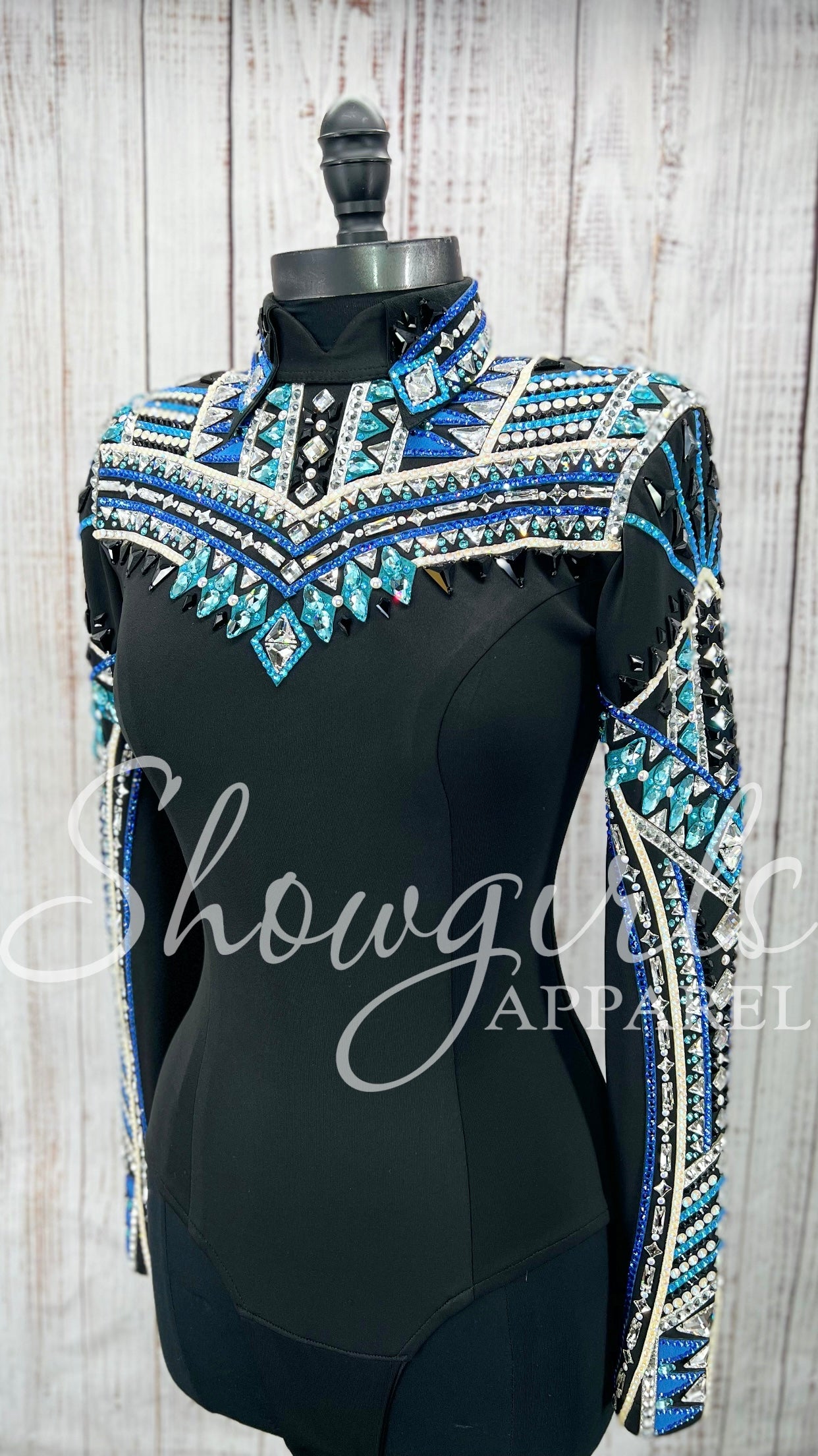 LINDSEY JAMES – Showgirls Apparel